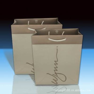 廠家定做服裝禮品紙袋 牛皮購物手提紙袋 工廠廠家 歡迎訂購 - 廠家定做服裝禮品紙袋 牛皮購物手提紙袋 工廠廠家 歡迎訂購廠家 - 廠家定做服裝禮品紙袋 牛皮購物手提紙袋 工廠廠家 歡迎訂購價格 - 廣州市彩隆印務 - 